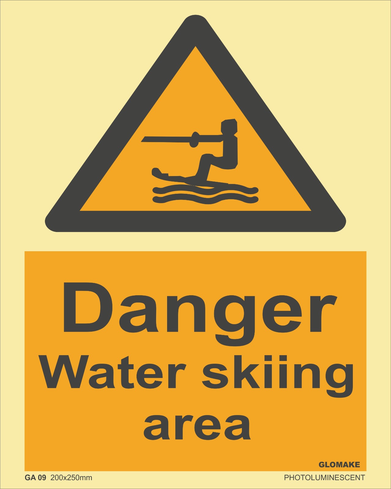 DANGER WATER SKIING AREA
(GA 09)